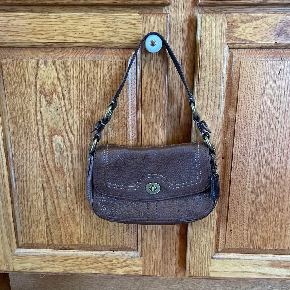 Mini coach handbag